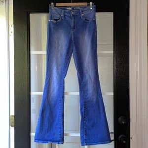 Mossimo high rise flare jeans. Size 27/4.